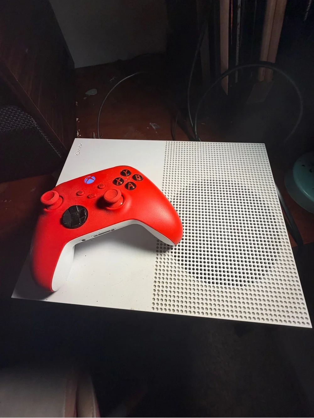 Microsoft Xbox One S White Console 500GB with Red/White Wireless Controller